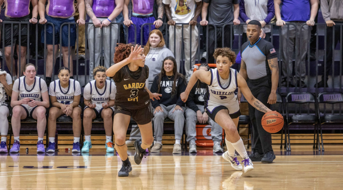 Grizzlies Get Revenge in 44‑Point blow-out of Garden City