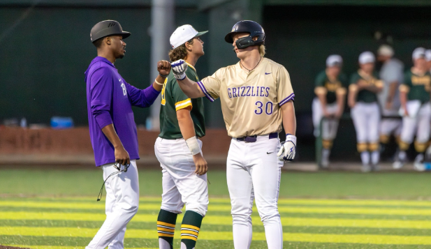Grizzlies Drop Three-Game Series to New Mexico Junior College
