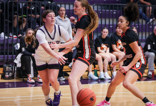 Grizzlies Crush Cowley Behind Third Quarter Surge